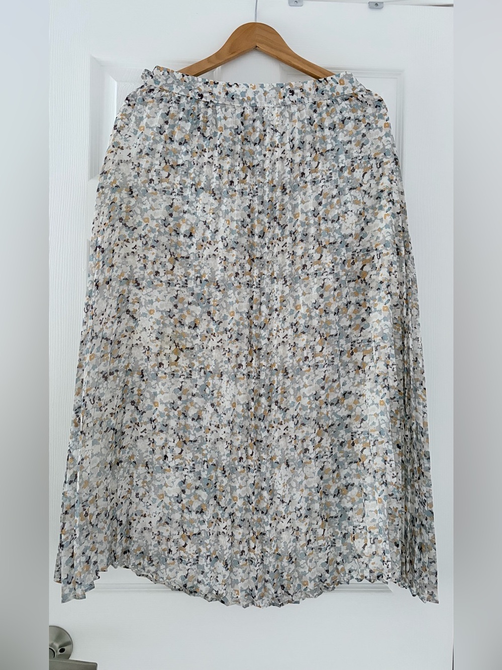 RW&CO. Speckled pleated A-Line Midi Skirt